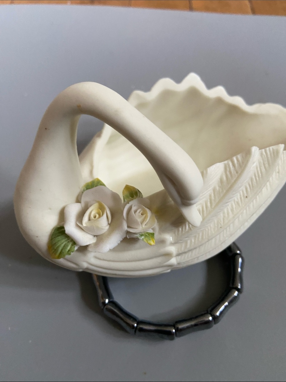 Ivory Ceramic Swan Decorative dish with Rose Accents.